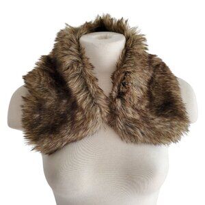 Faux Fur Collar with 5 buttons and 5 button loops 23.5 x 4"